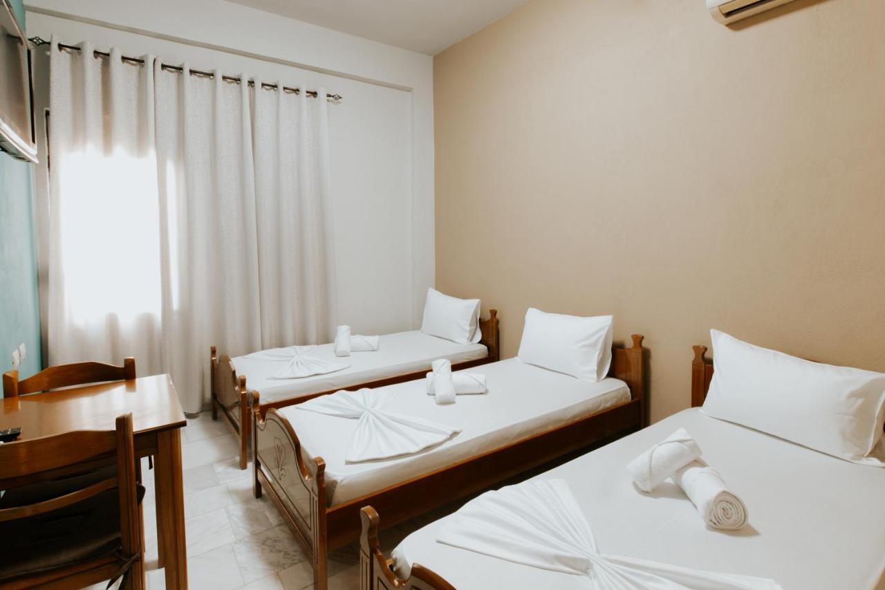 Hotel Lunxheria Gjirokaster Bagian luar foto